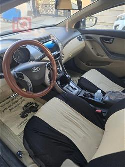 هیۆندای ئەلەنترا